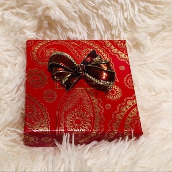 GOLD-TONE Holiday Bow - Picture 2 of 6